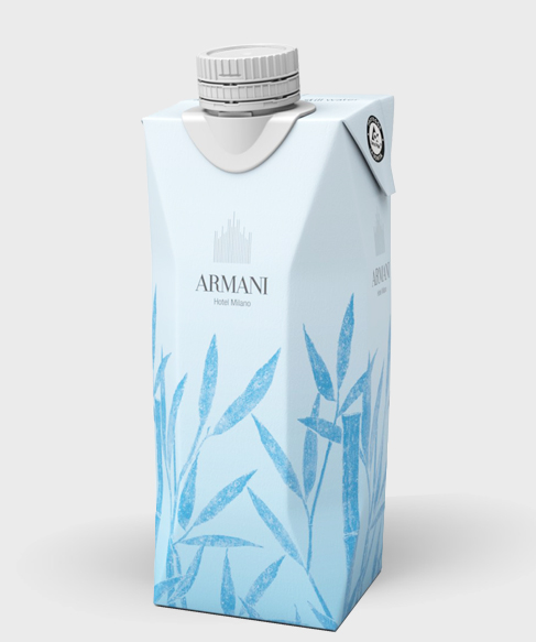 Agua en Brick - Armani Hotel Milano 494x573